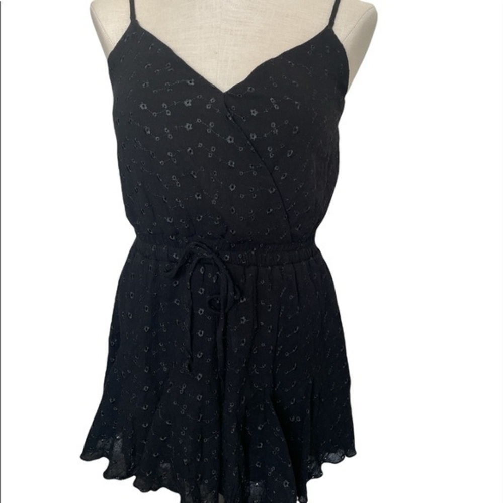 Row A Black womenโs spaghetti strap party floral embroidery romper NWT Sz med